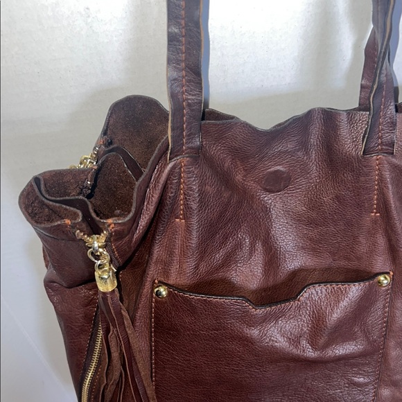 ☀️SALE☀️Vintage Pebbled Leather Tote Bag - Picture 4 of 13